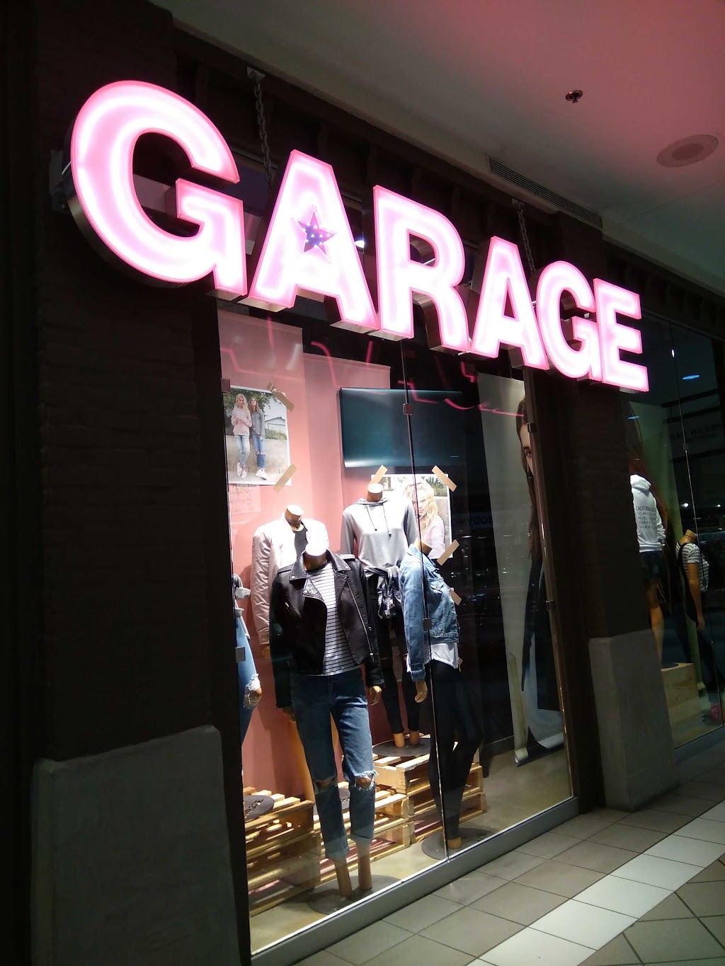 Garage | 32900 South Fraser Way #166, Abbotsford, BC V2S 5A1, Canada | Phone: (604) 853-3595