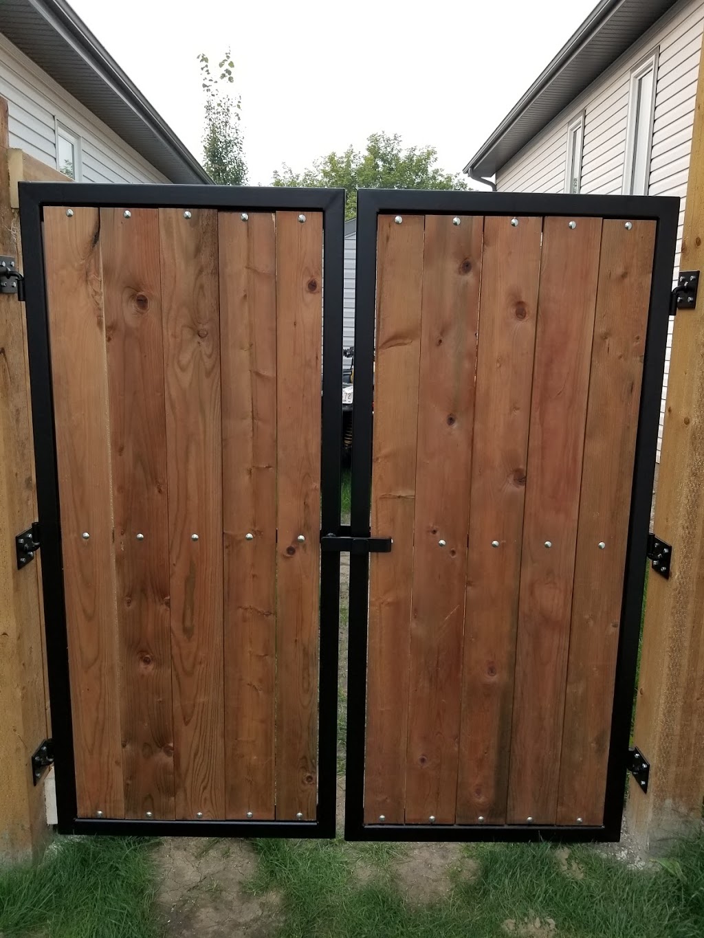 D & T Design and Metal Works | 14 Spruce Gardens Cres, Spruce Grove, AB T7X 0J9, Canada | Phone: (780) 217-8398