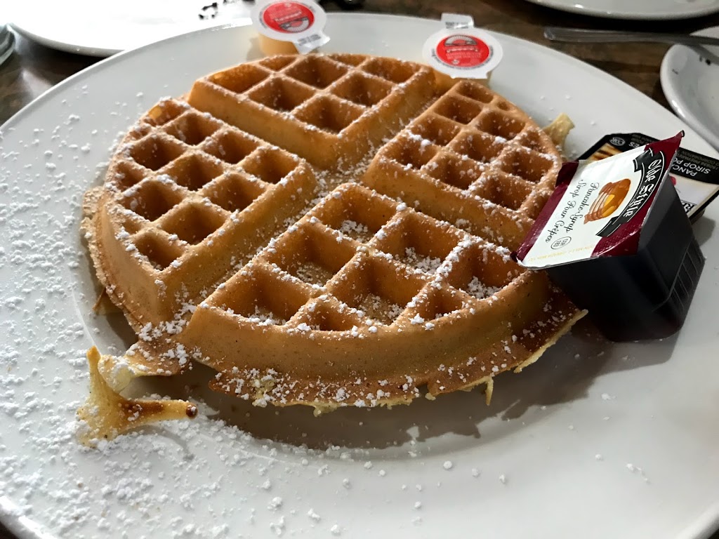 The Grenadier Cafe | 200 Parkside Dr, Toronto, ON M6R 2Z3, Canada | Phone: (416) 769-9870