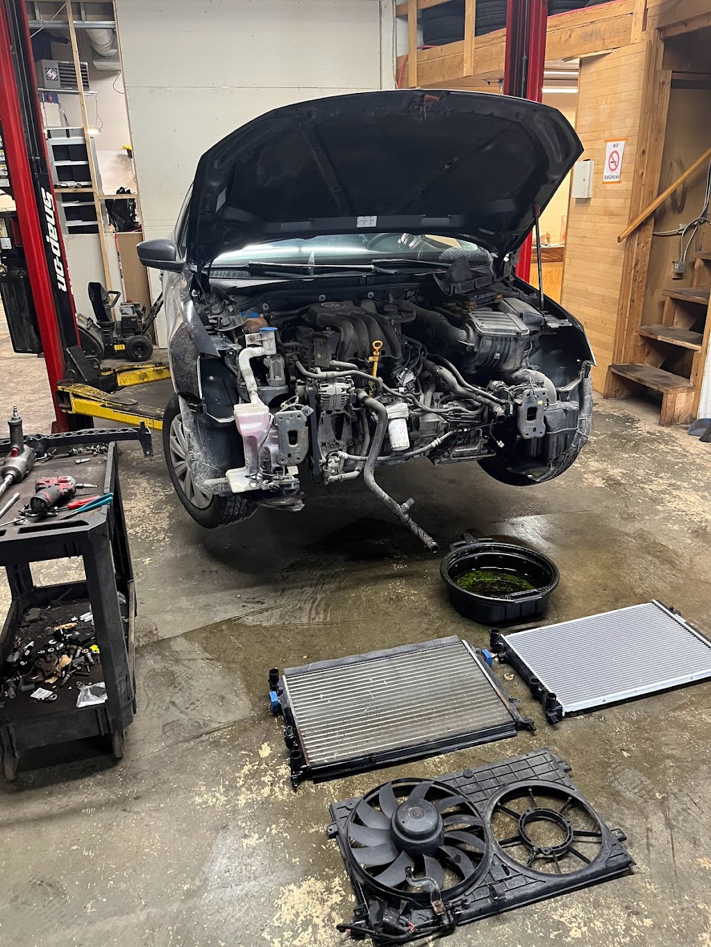 Samad’s Auto Repair | 1659 Victoria St N Unit 12, Kitchener, ON N2B 3E6, Canada | Phone: (226) 581-1218