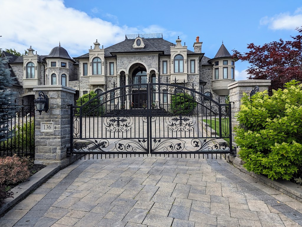Granton Gates Limited | 5793 Whalen Line, Granton, ON N0M 1V0, Canada | Phone: (519) 860-9993