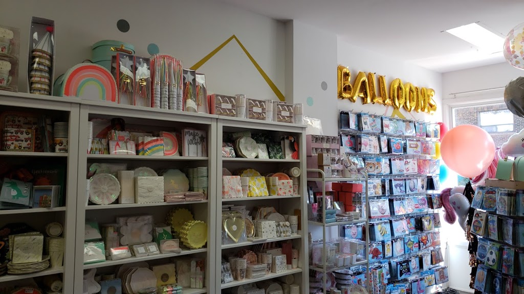Lolliloot Balloon & Party | 1378 Bathurst St, Toronto, ON M5R 3J1, Canada | Phone: (416) 652-2552