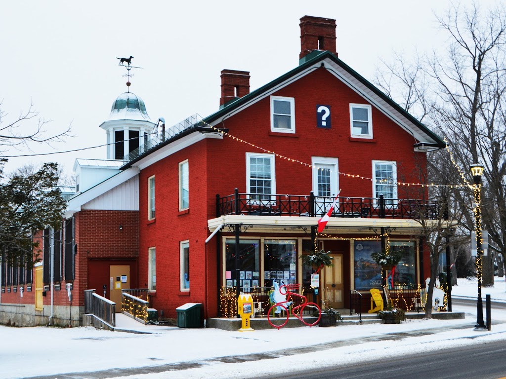 Gananoque 1000 Islands Visitor Centre | 10 King St E, Gananoque, ON K7G 1E6, Canada | Phone: (613) 382-8044