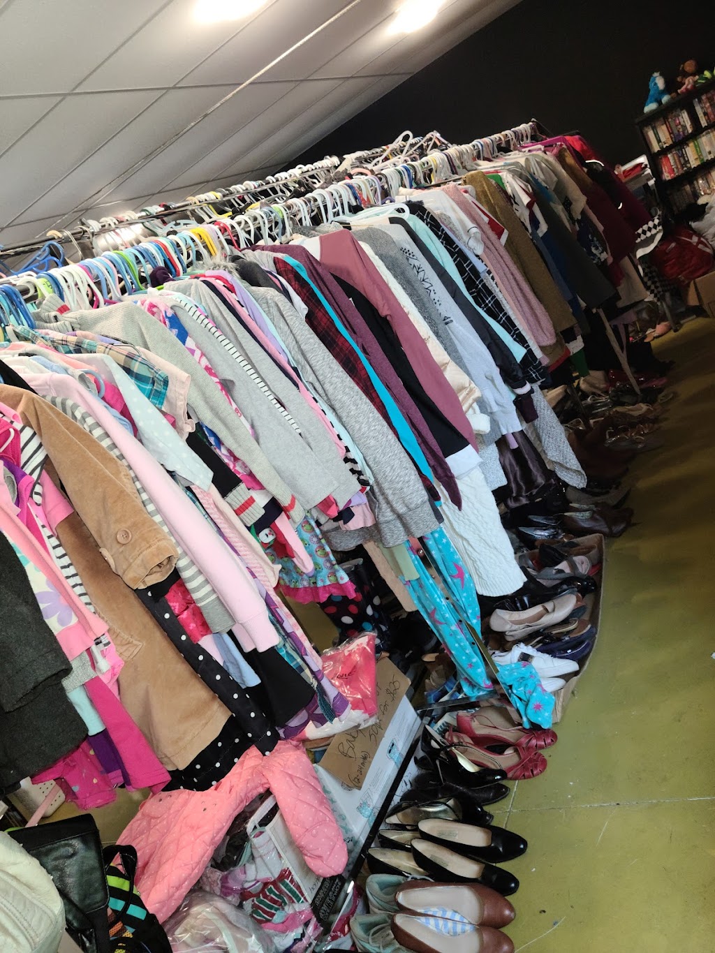 Klassen Family Thrift Shop | 49278 Conservation Line, Aylmer, ON N5H 2R4, Canada | Phone: (519) 719-7319