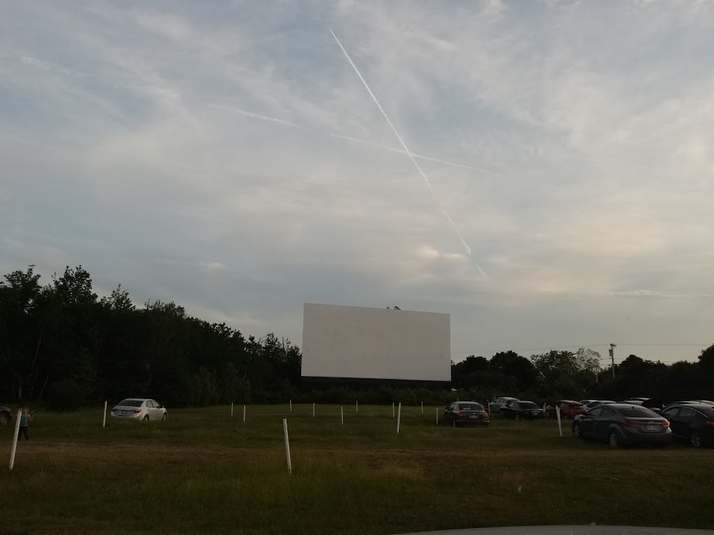 Neptune Drive-in | 691 Main St, Pointe-du-Chêne, NB E4P 4Z9, Canada | Phone: (506) 962-6246