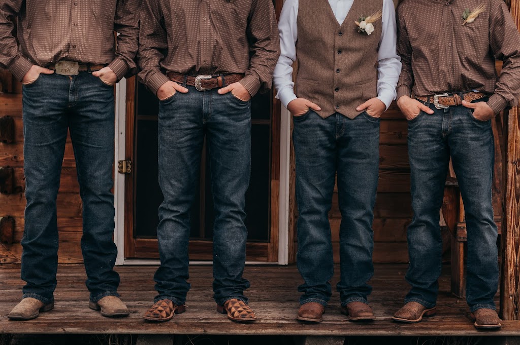 Kiera Schussler Photography | Box 50003 Cornerstone Plaza RPO, Okotoks, AB T1S 0C4, Canada | Phone: (403) 990-9734