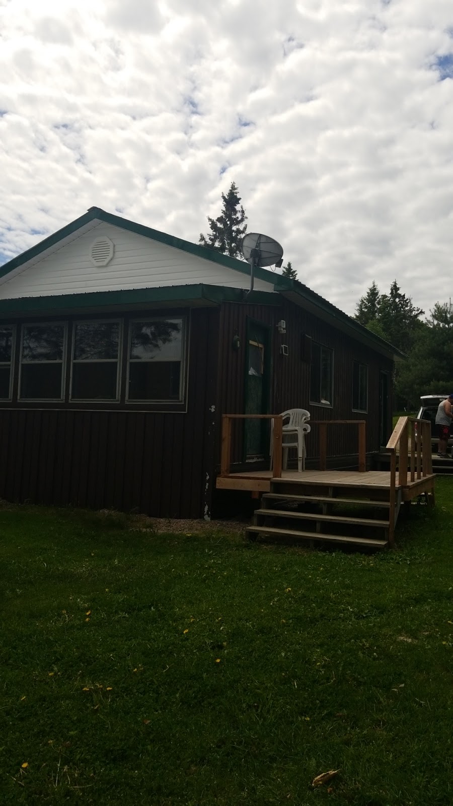 Owls Nest Lodge | 1395 Owls Nest Rd, French River, ON P0M 2N0, Canada | Phone: (705) 857-2565