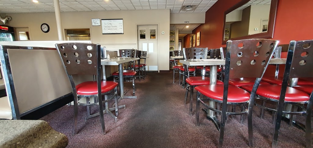 Country Kitchen Restaurant | 415 Richmond St, Chatham-Kent, ON N7M 1R1, Canada | Phone: (519) 354-3320