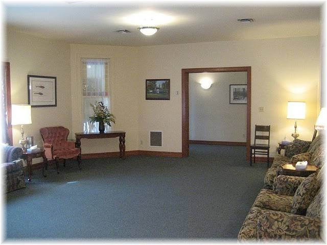 McPhail & Perkins Funeral Home | 85 Munroe Ave E, Renfrew, ON K7V 3K2, Canada | Phone: (613) 432-2866
