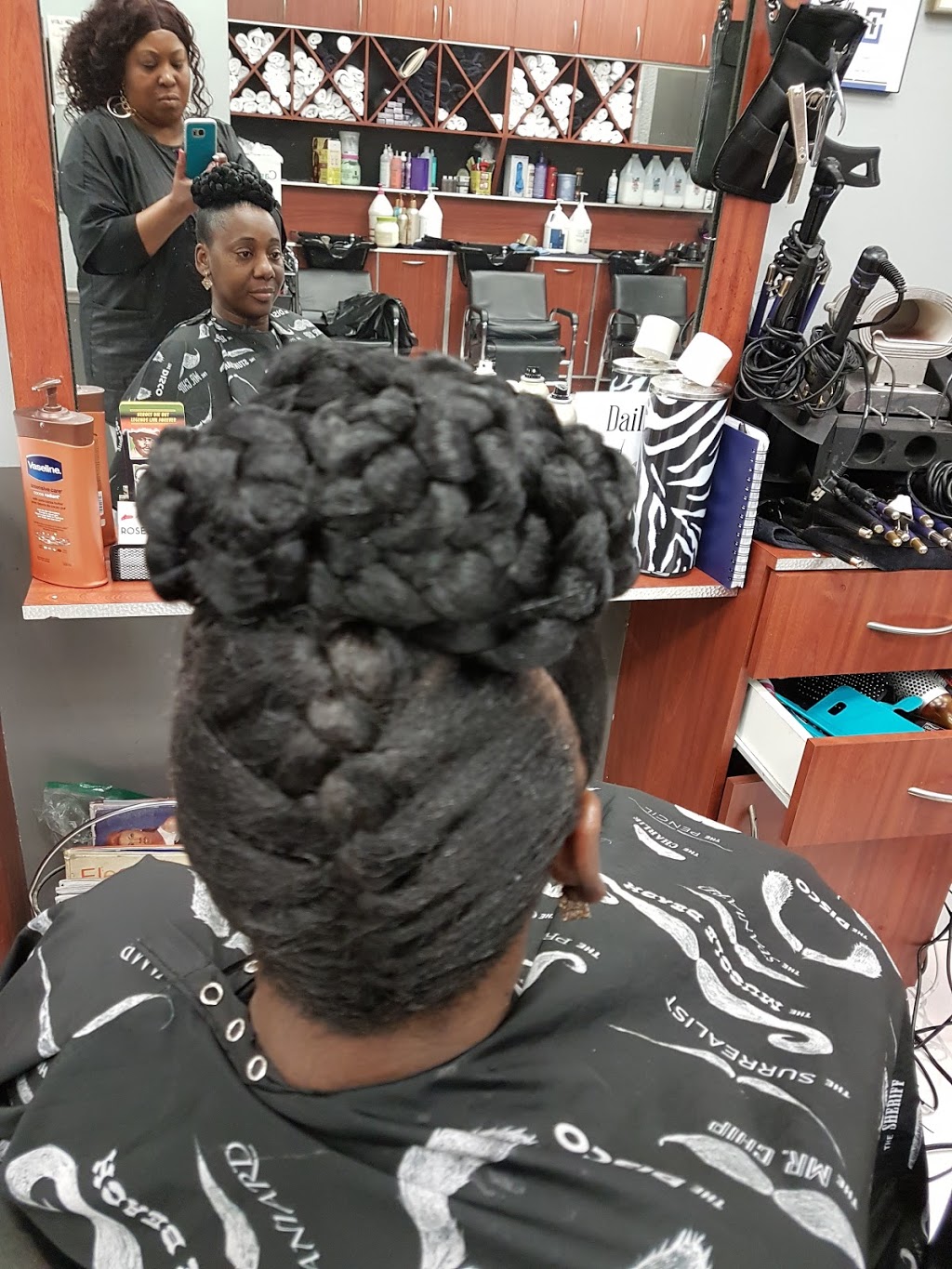 New Style Hair design | 2853 Jane St, North York, ON M3N 2J5, Canada | Phone: (416) 638-0160