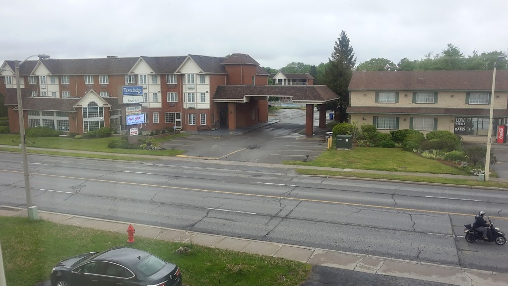Niagara Lodge & Suites | 7720 Lundys Ln, Niagara Falls, ON L2H 1H1, Canada | Phone: (905) 358-9833