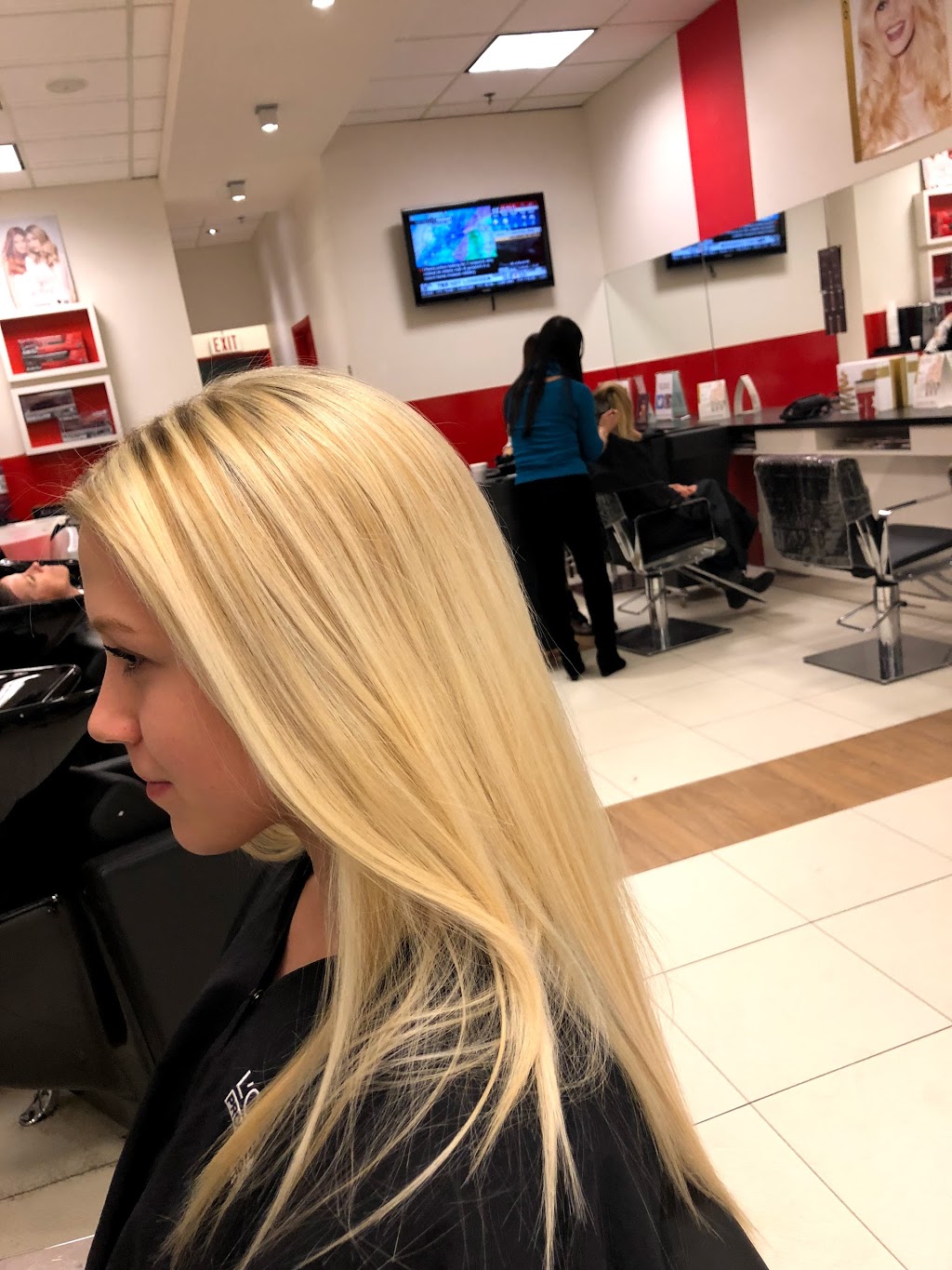 Total Image Hair Salon | 240 Leighland Ave, Oakville, ON L6H 3H6, Canada | Phone: (905) 842-4670