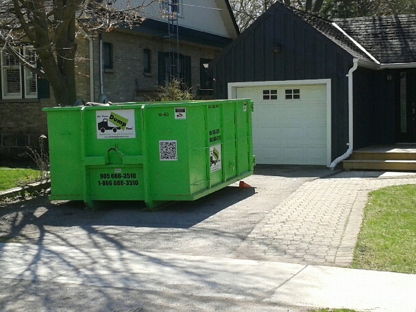 Bin There Dump That- Whitby | 718 Centre St N, Whitby, ON L1N 9A9, Canada | Phone: (905) 666-3510