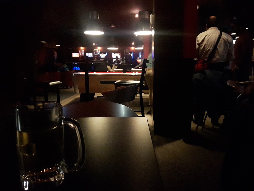 Bar El Cid | 6325 Rue Sherbrooke E, Montréal, QC H1N 1C3, Canada | Phone: (514) 255-5391