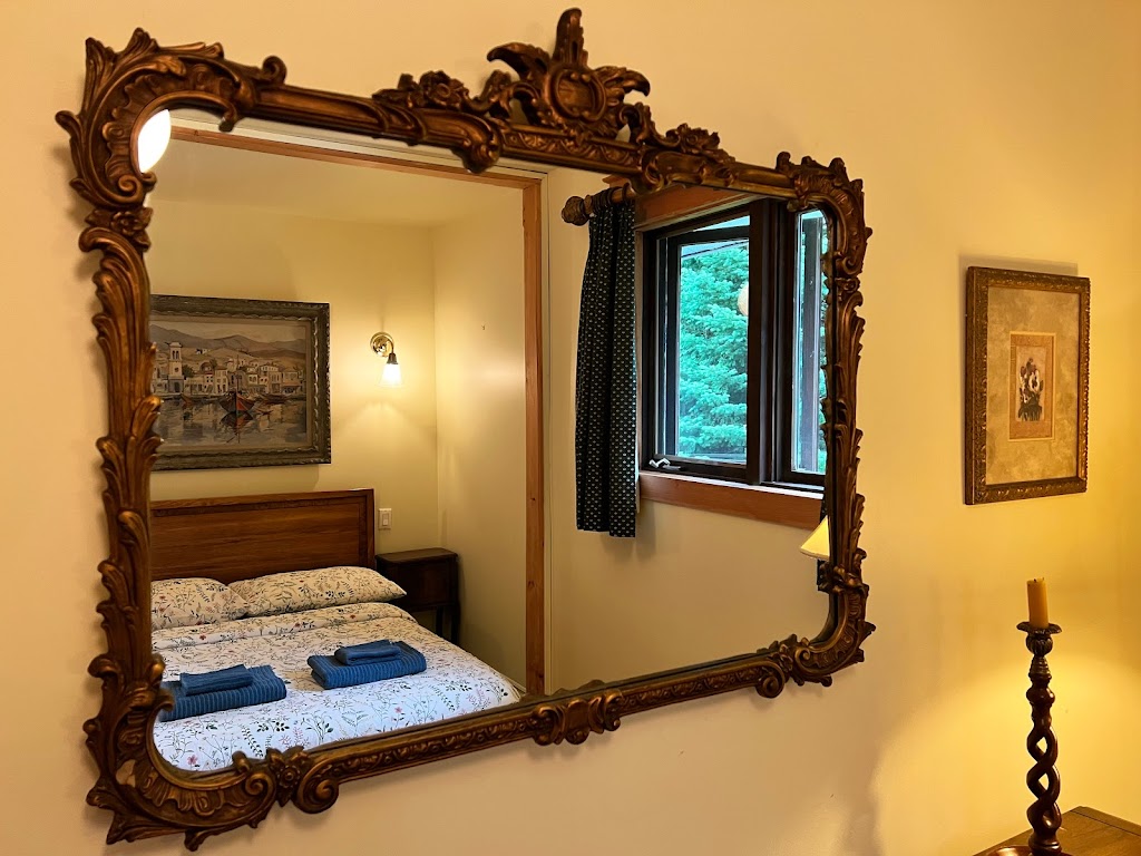 Forest bed and breakfast with river rest area | 6289 Rte Principale, Wentworth-Nord, QC J0T 1Y0, Canada | Phone: (647) 870-4400