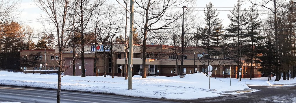 ÉSC Nouvelle-Alliance | 249 Anne St N, Barrie, ON L4N 0B5, Canada | Phone: (705) 737-5260