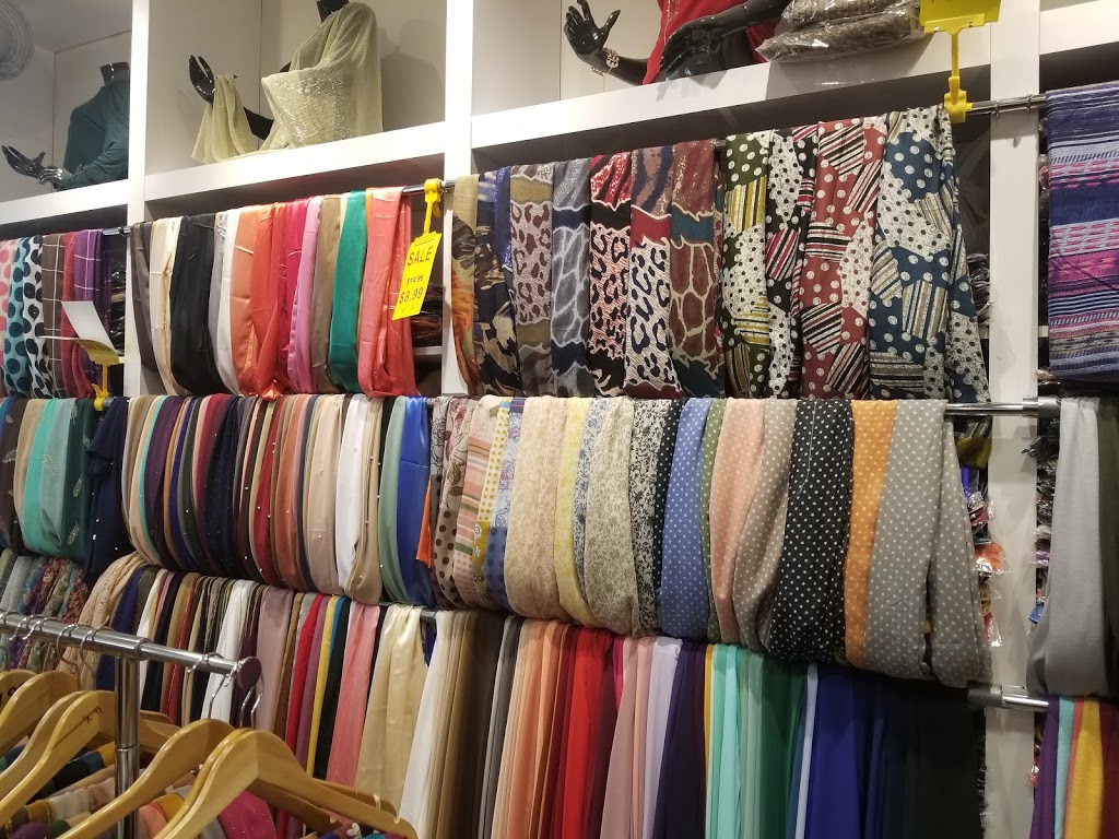 Silks | 25 Peel Centre Dr, Brampton, ON L6T 3R5, Canada | Phone: (905) 230-8986