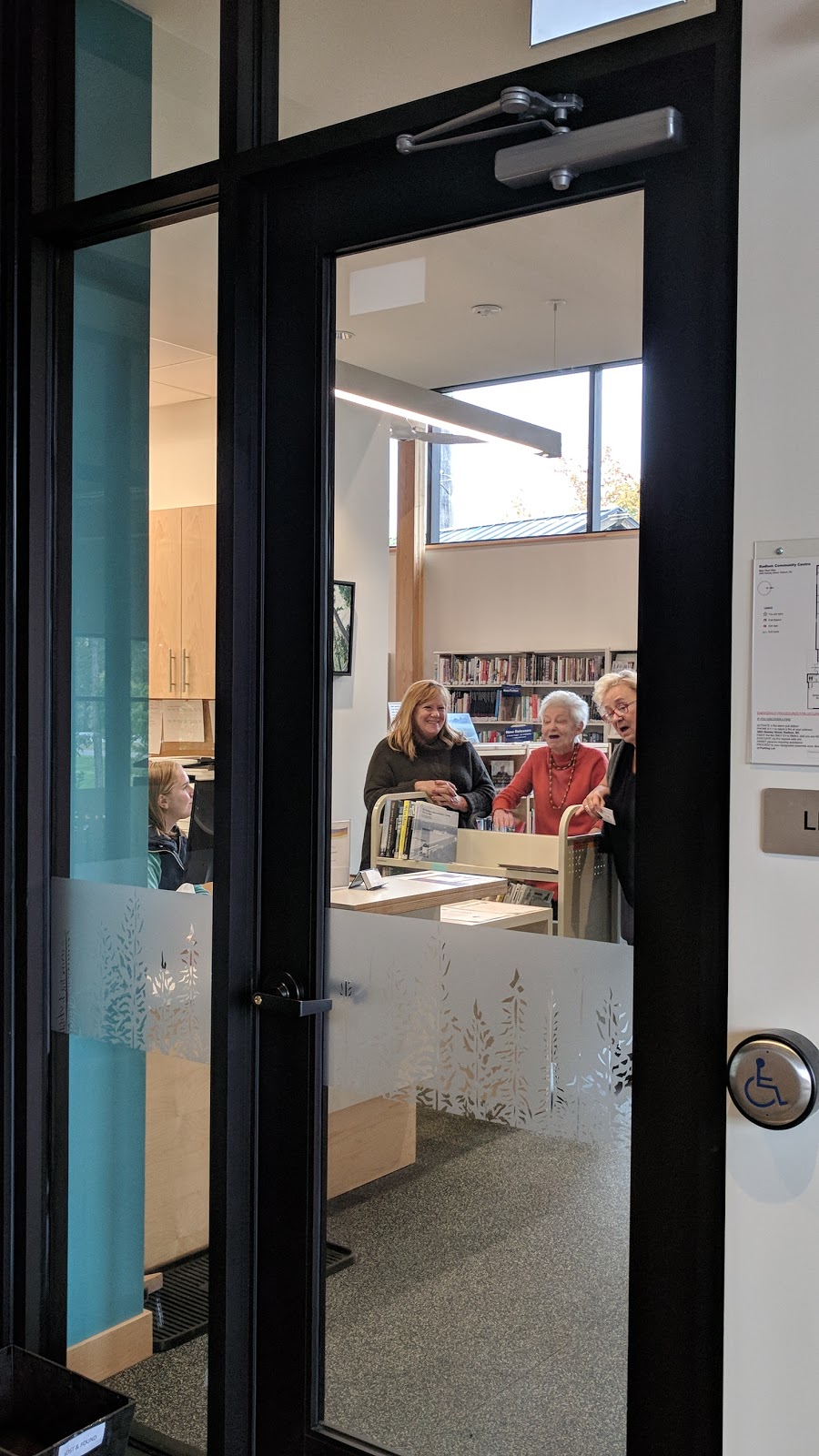 Radium Hot Springs Public Library | 4863 Stanley St, Radium Hot Springs, BC V0A 1M0, Canada | Phone: (250) 347-2434