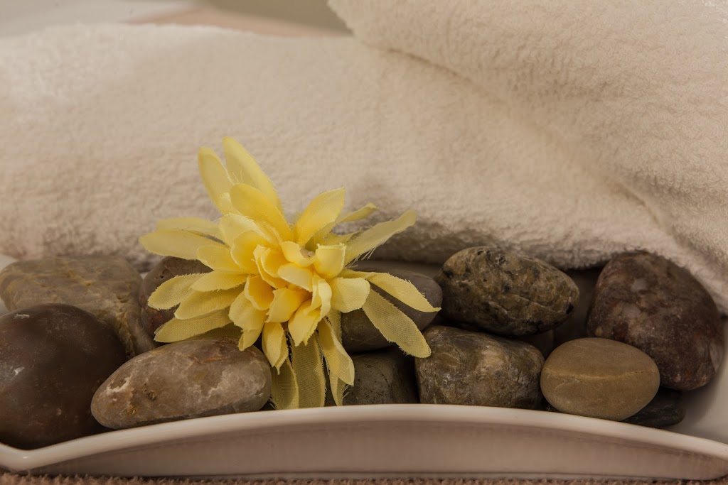 Hand & Stone Massage and Facial Spa - Richmond Hill | 10909 Yonge St Unit 6, Richmond Hill, ON L4C 3E3, Canada | Phone: (905) 737-8888
