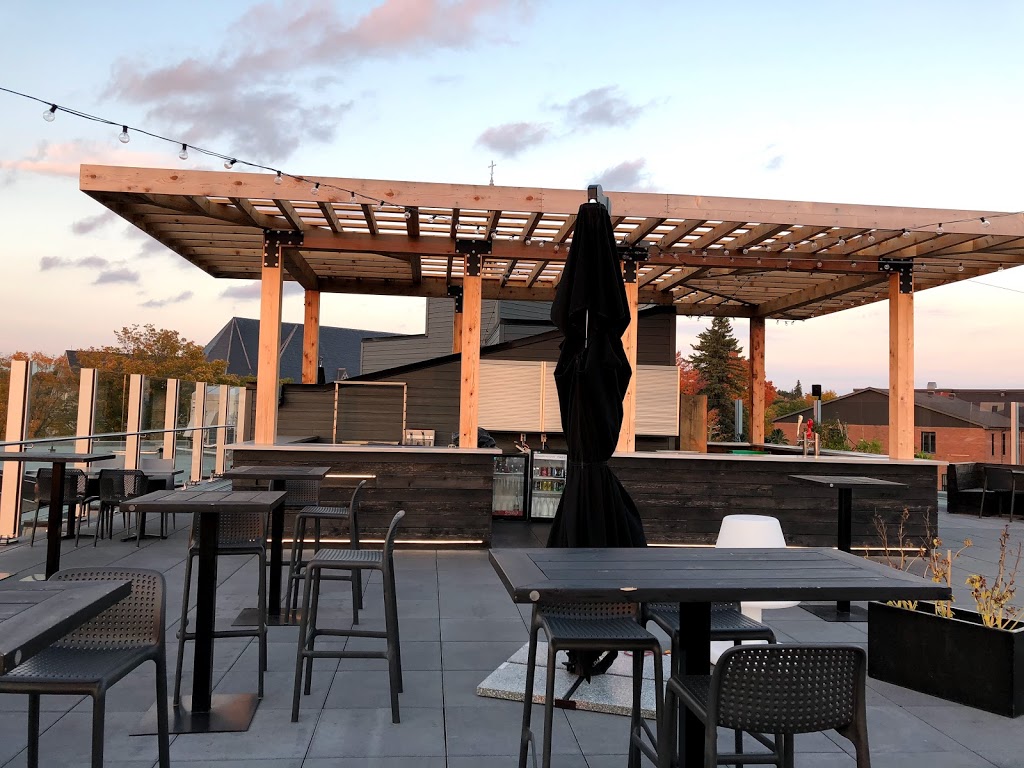 Les Enfants Terribles — Magog | 803 Rue Principale O, Magog, QC J1X 2B4, Canada | Phone: (819) 868-8888