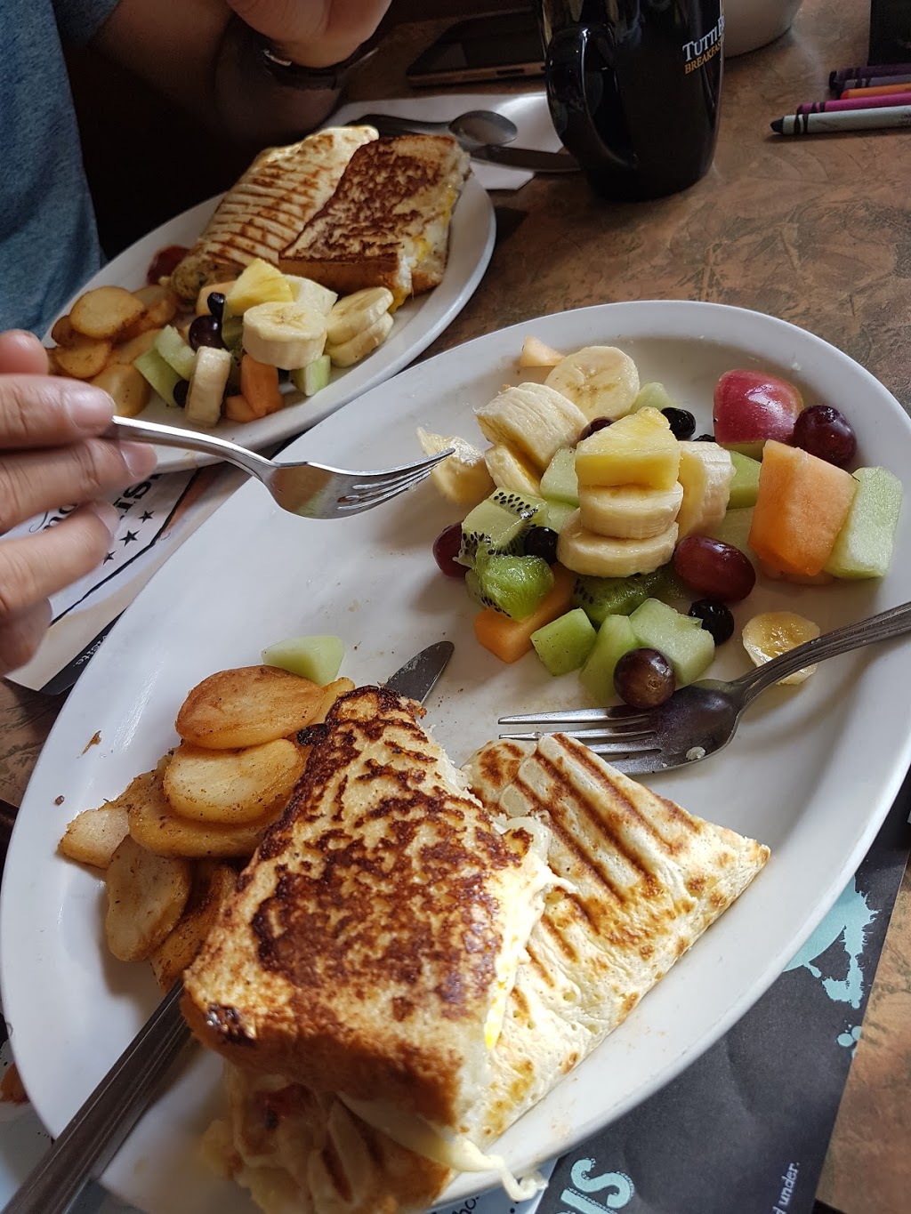 Tutti Frutti déjeuner et diner | 325 Boulevard Gréber, Gatineau, QC J8T 8J3, Canada | Phone: (819) 205-6543