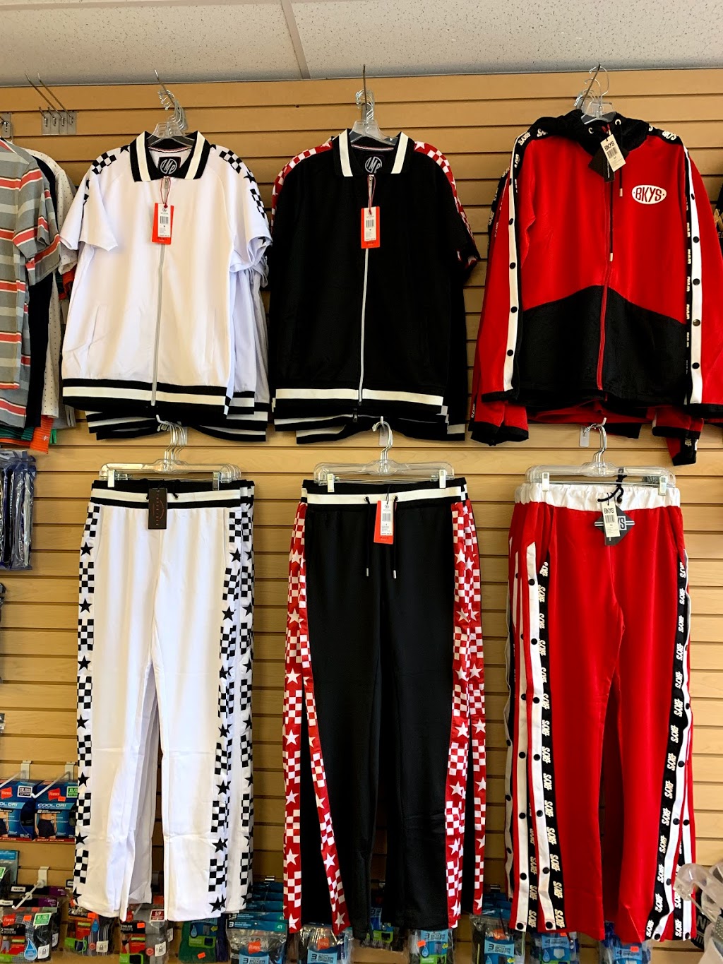 Family Discounts | 1098 E Lovejoy St, Buffalo, NY 14206, USA | Phone: (716) 294-4444