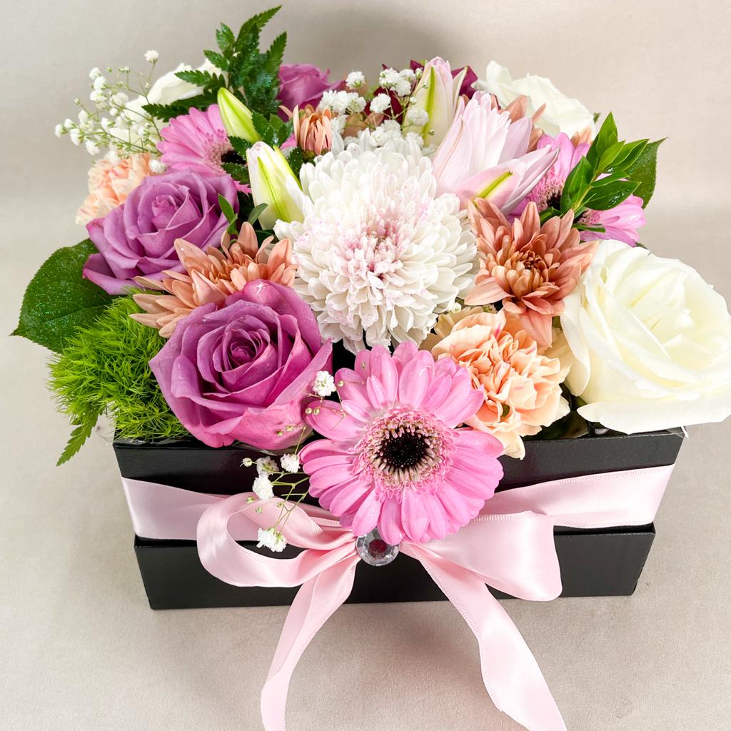 Arum Lily Flower Shop Edmonton | 17006 100 Ave NW, Edmonton, AB T5S 2E7, Canada | Phone: (780) 984-4832