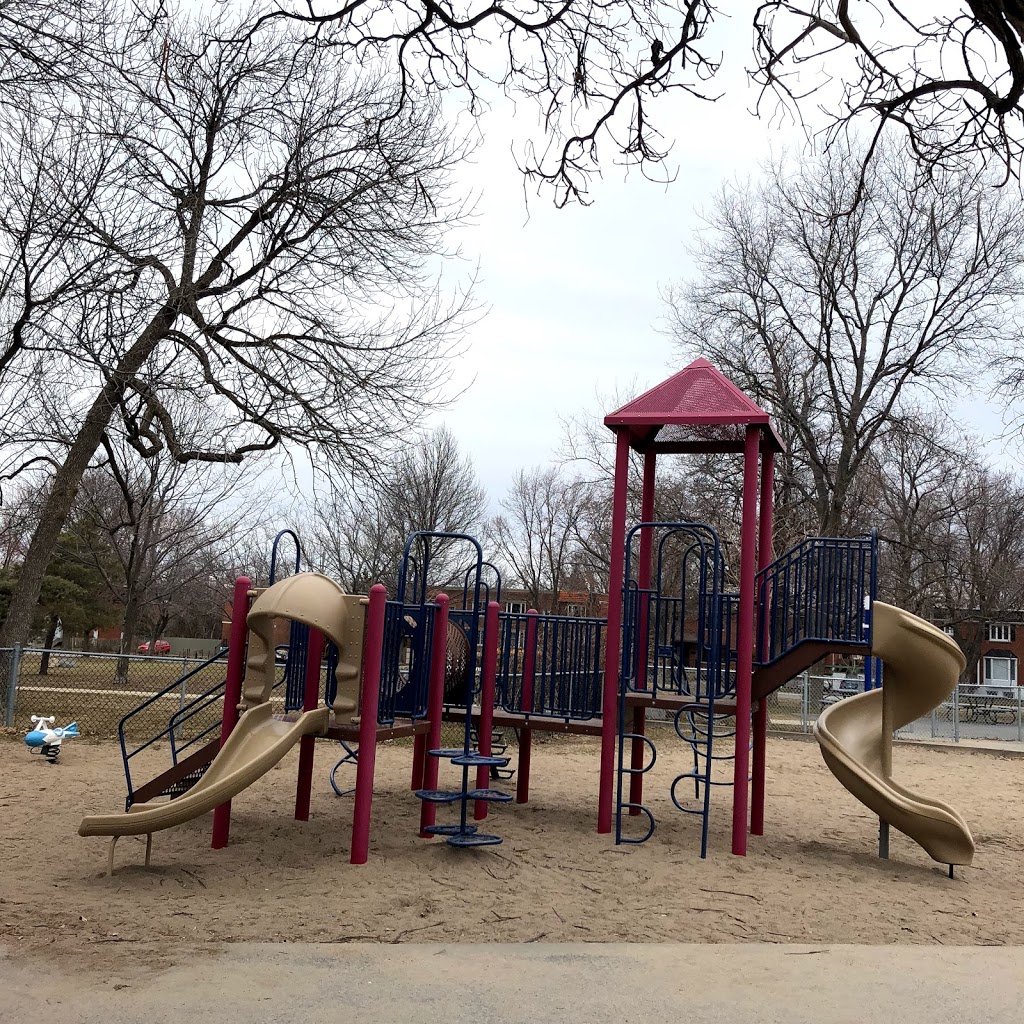 Parc Tolhurst | Rue Fleury O, Montréal, QC H3L 1B9, Canada | Phone: (514) 872-0311