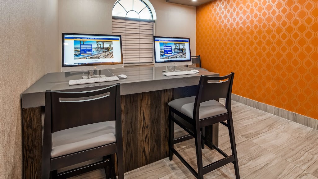 Best Western Plus Executive Inn | 38 Estate Dr, Toronto, ON M1H 2Z1, Canada | Phone: (416) 430-0444
