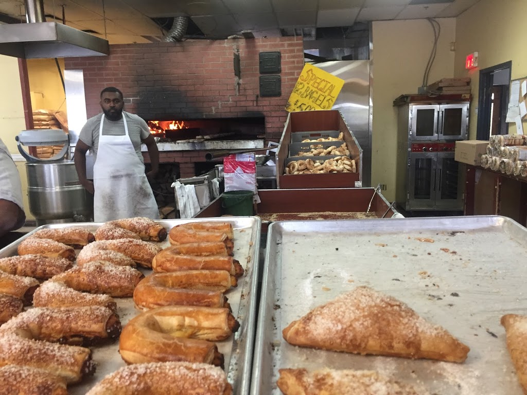Oze Bagel Plus Inc | 8085 Boulevard Taschereau, Brossard, QC J4Y 1A4, Canada | Phone: (450) 678-6932