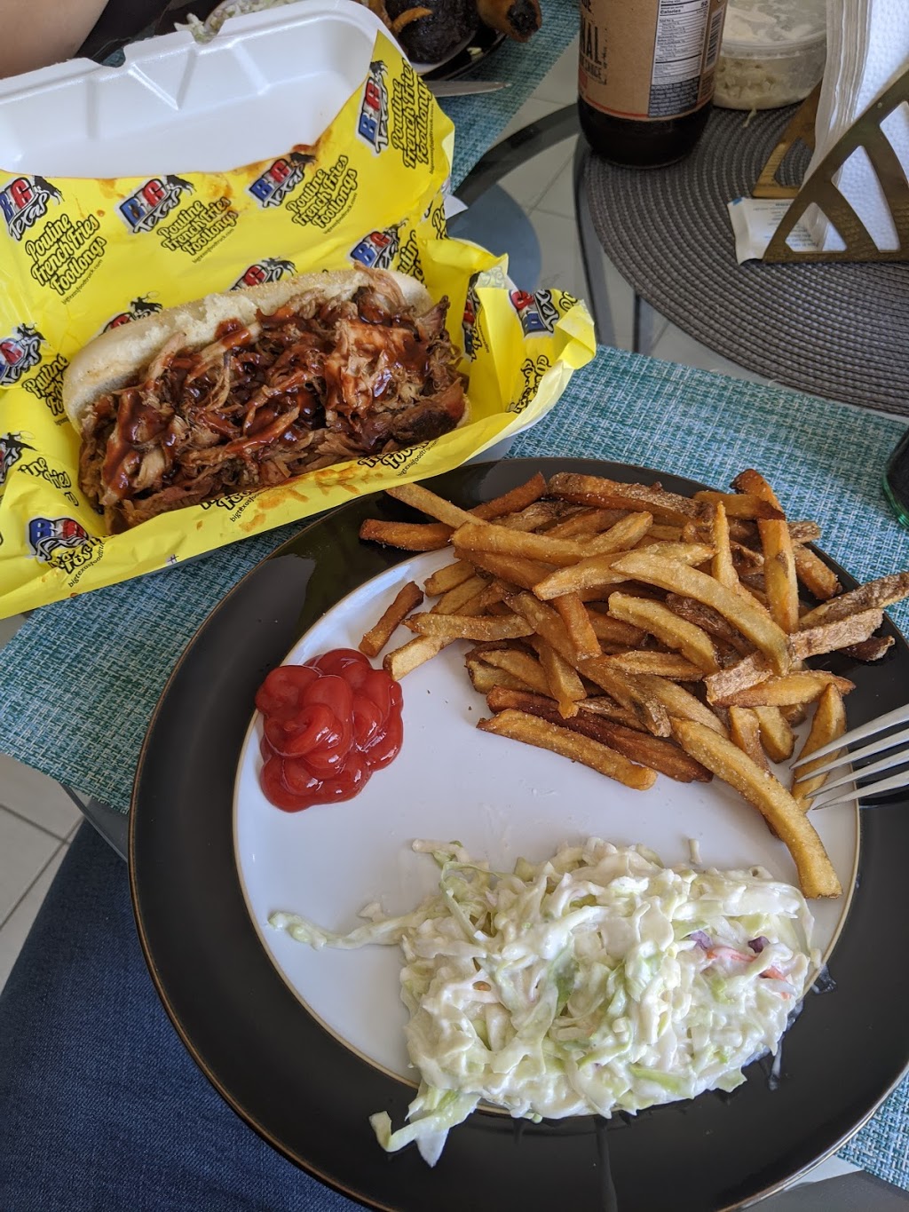 Big Texas Barbeque | 382 Holland St W, Bradford, ON L3Z 0J4, Canada | Phone: (416) 230-1137