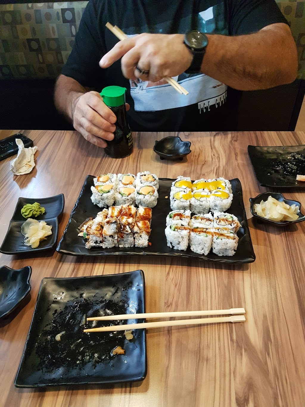Ikki Sushi | 1505 Guelph Line #16, Burlington, ON L7P 3B6, Canada | Phone: (289) 313-9998