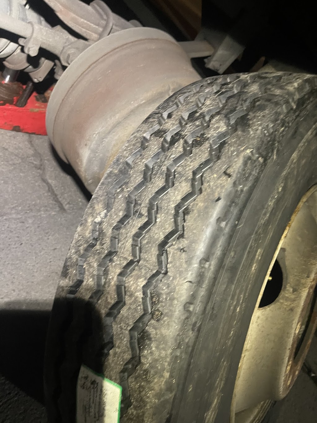 Urgent truck repair | Chem. Boisé, Vaudreuil-Dorion, QC J7V 0K1, Canada | Phone: (514) 953-7770