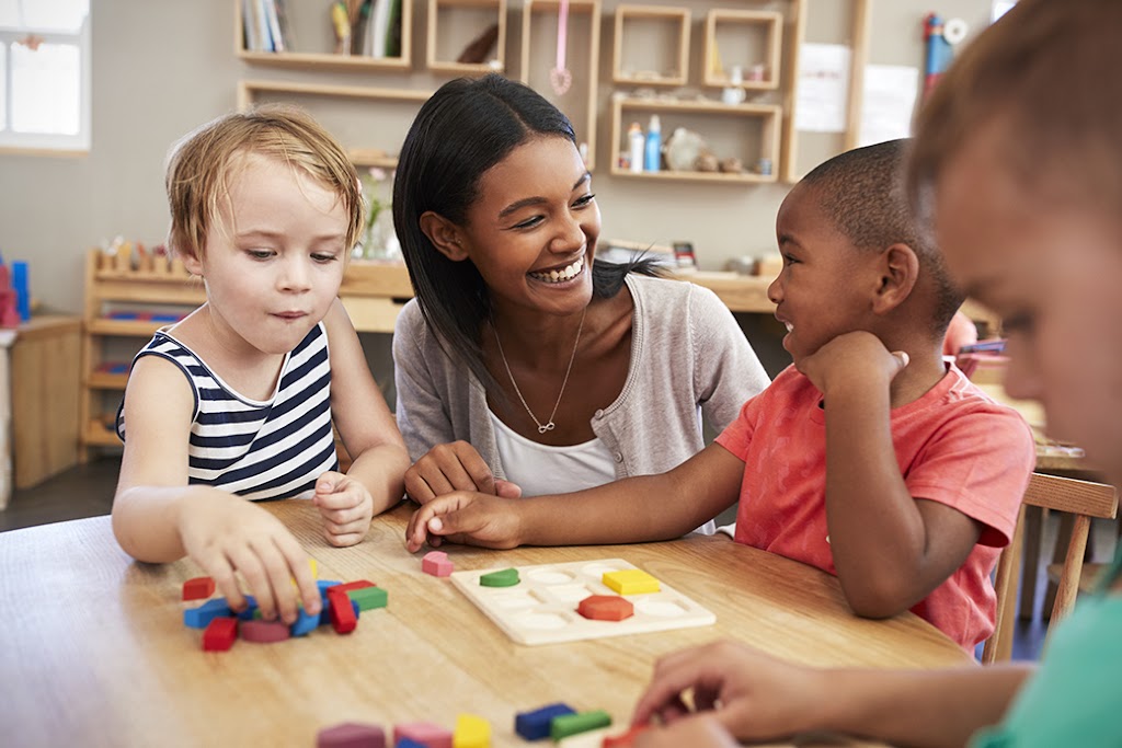 IN-YOUR-HOME Child Care | 623 Fortune Crescent Unit 100, Kingston, ON K7P 0L5, Canada | Phone: (613) 893-5205