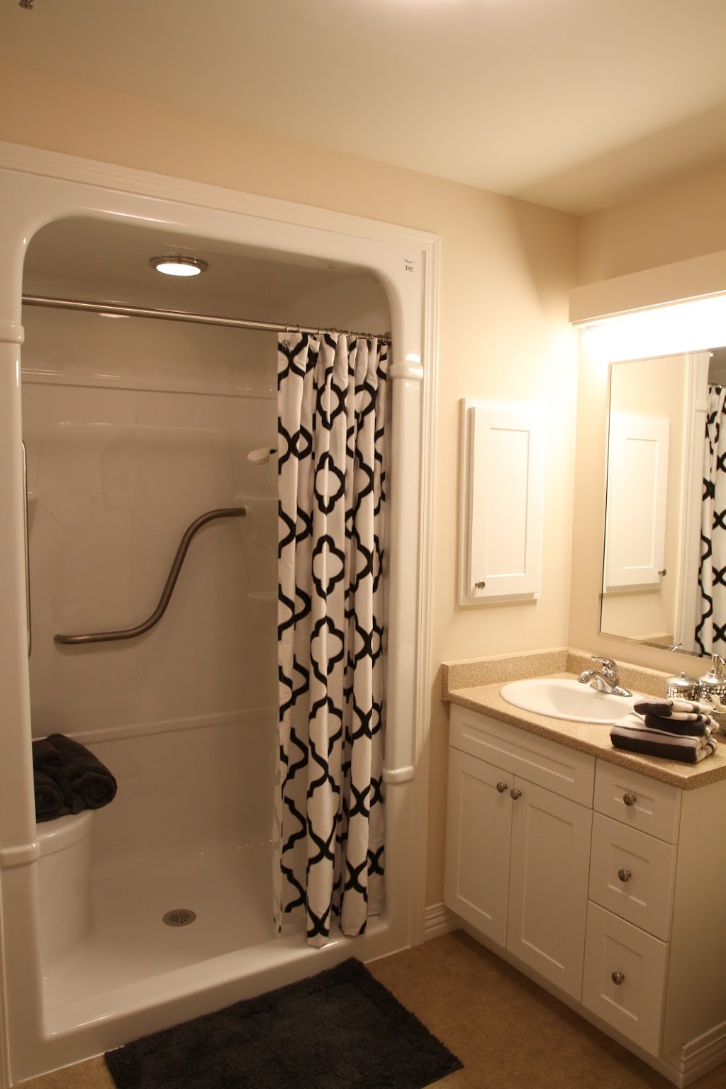 Seasons Milton | 760 Bronte St S, Milton, ON L9T 8X4, Canada | Phone: (905) 864-6888