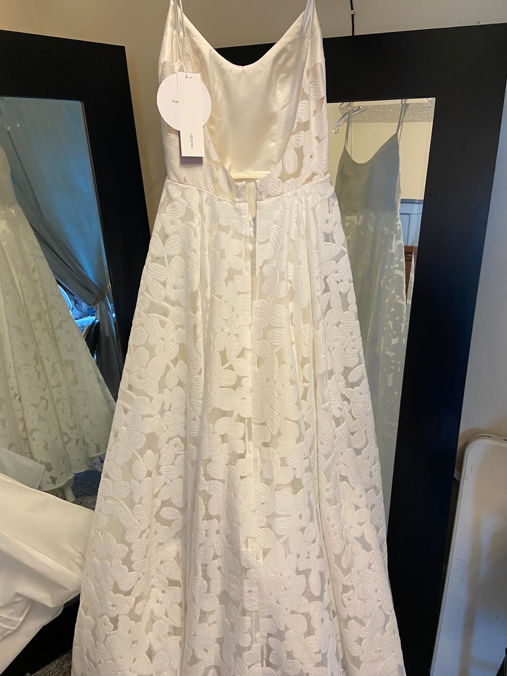 The Sewing House | 162 Dunlop St W, Barrie, ON L4N 1B2, Canada | Phone: (705) 721-6666