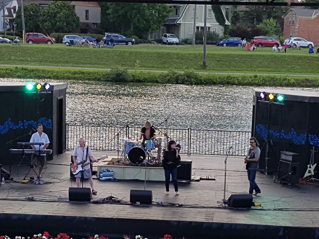 Welland Amphitheatre | 151 King St, Welland, ON L3B, Canada | Phone: (905) 788-9511