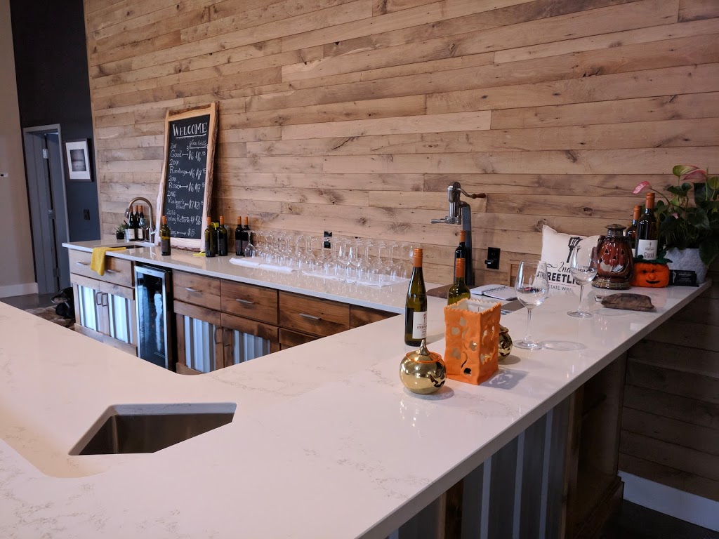 2nd Streetlight Estate Winery | 36594 Huron Rd, Clinton, ON N0M 1L0, Canada | Phone: (519) 612-1266