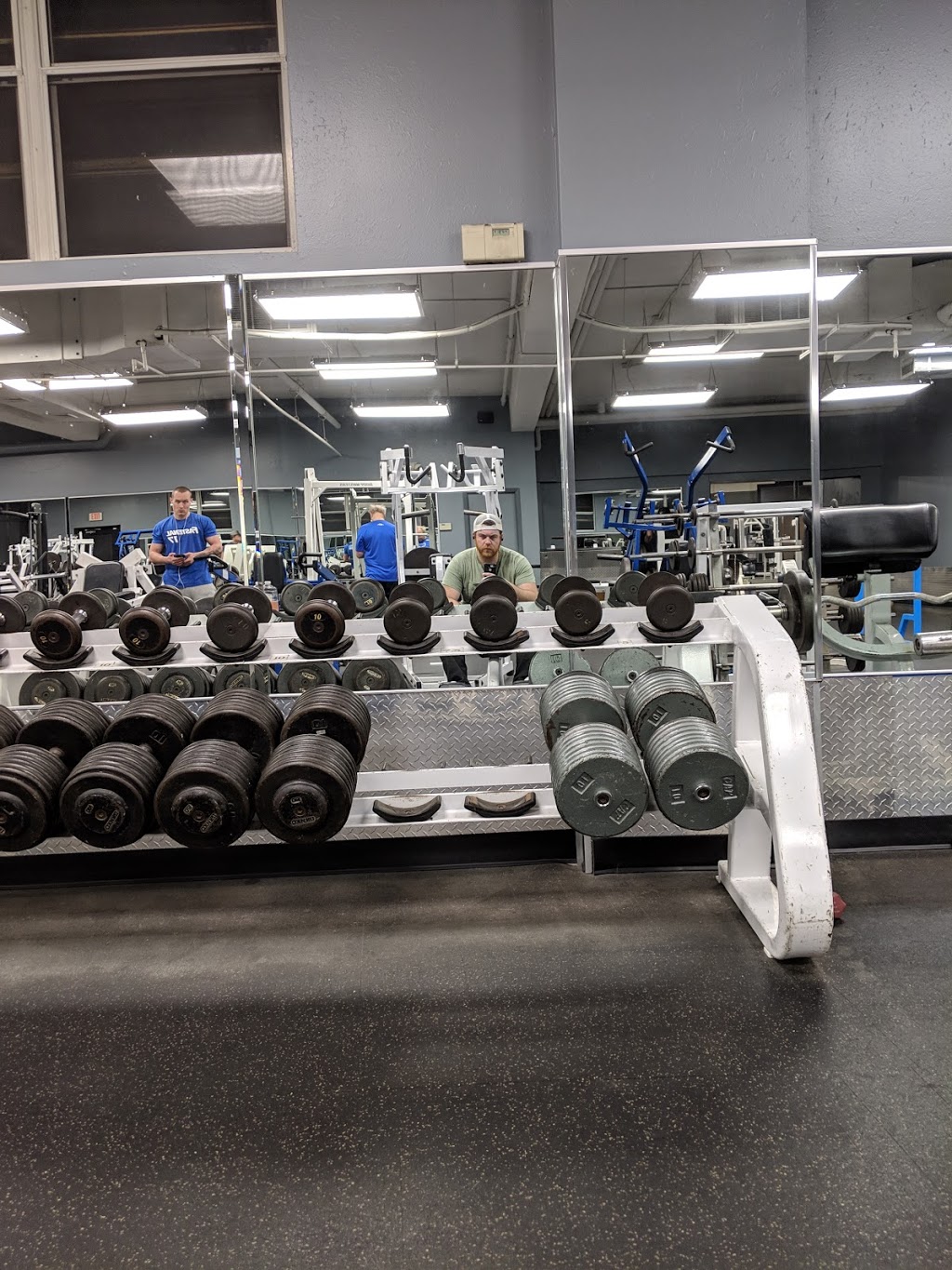 Southtowns Fitness Center | 23 Lake St, Hamburg, NY 14075, USA | Phone: (716) 648-0677