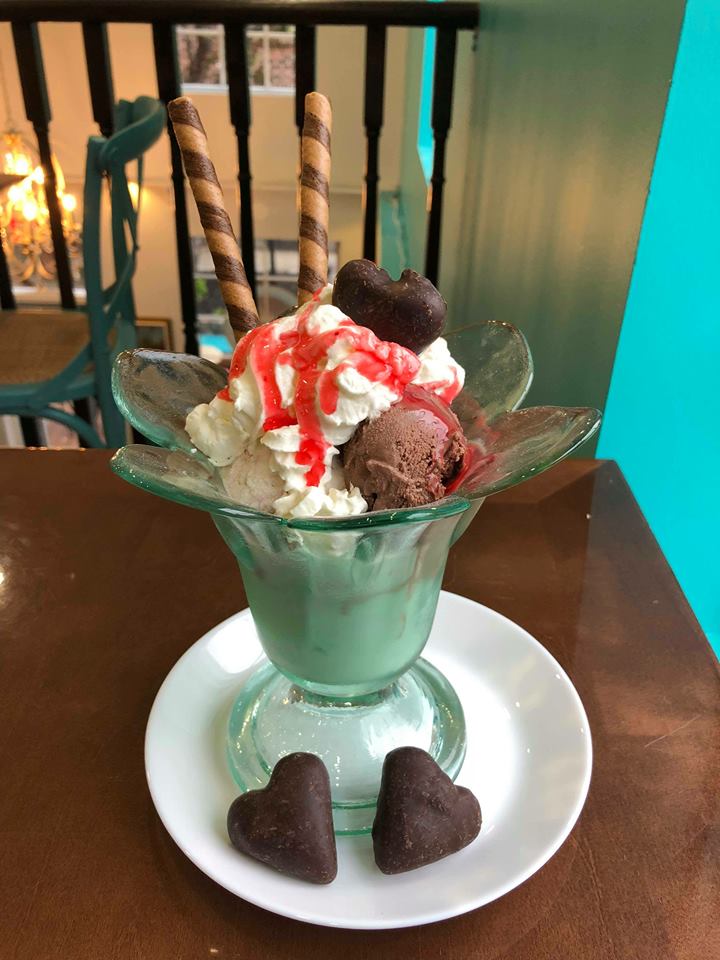 Lola Choco Bar And Sweet House | 423 Elizabeth St #13, Burlington, ON L7R 2L8, Canada | Phone: (905) 616-4059