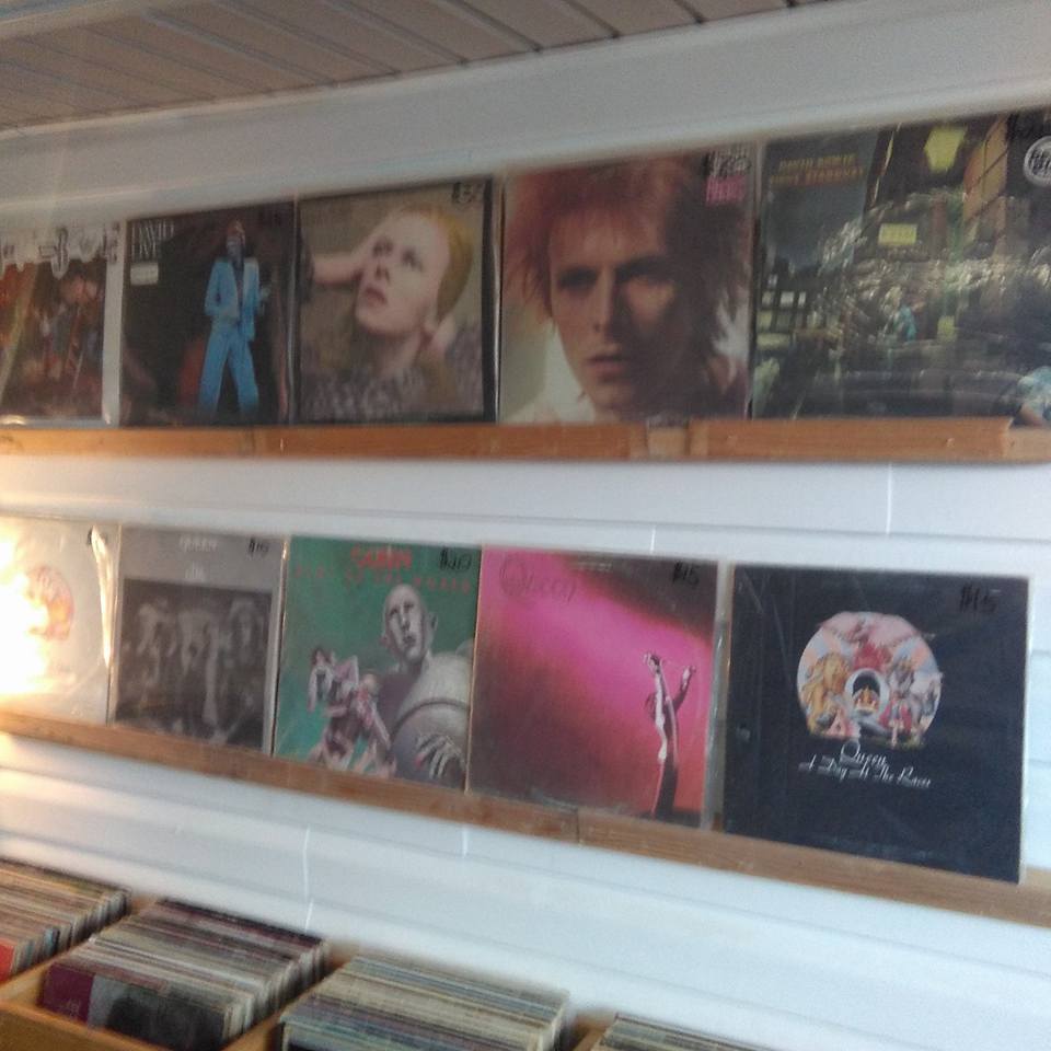 Old Speakers | 334 King St, Welland, ON L3B 4M3, Canada | Phone: (289) 990-3378