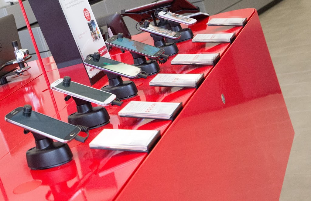 Rogers | 2060 Queen St E, Toronto, ON M4E 1C9, Canada | Phone: (416) 694-6945