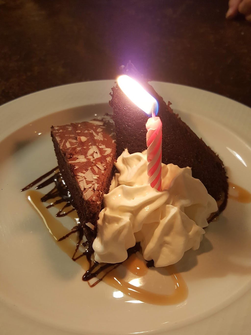 D Jays Restaurant | Westwood Dr, Winnipeg, MB R3K 0Z1, Canada | Phone: (204) 888-3361