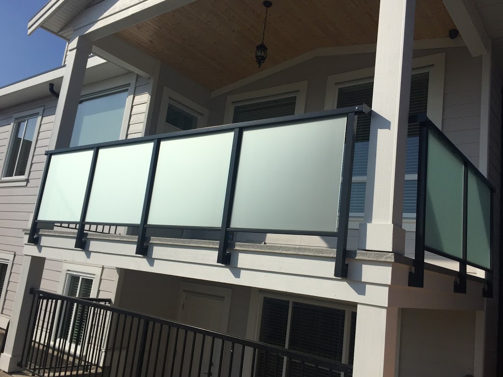 Crown Railing & Gates | 8116 130 St #7, Surrey, BC V3W 8J9, Canada | Phone: (778) 929-3707
