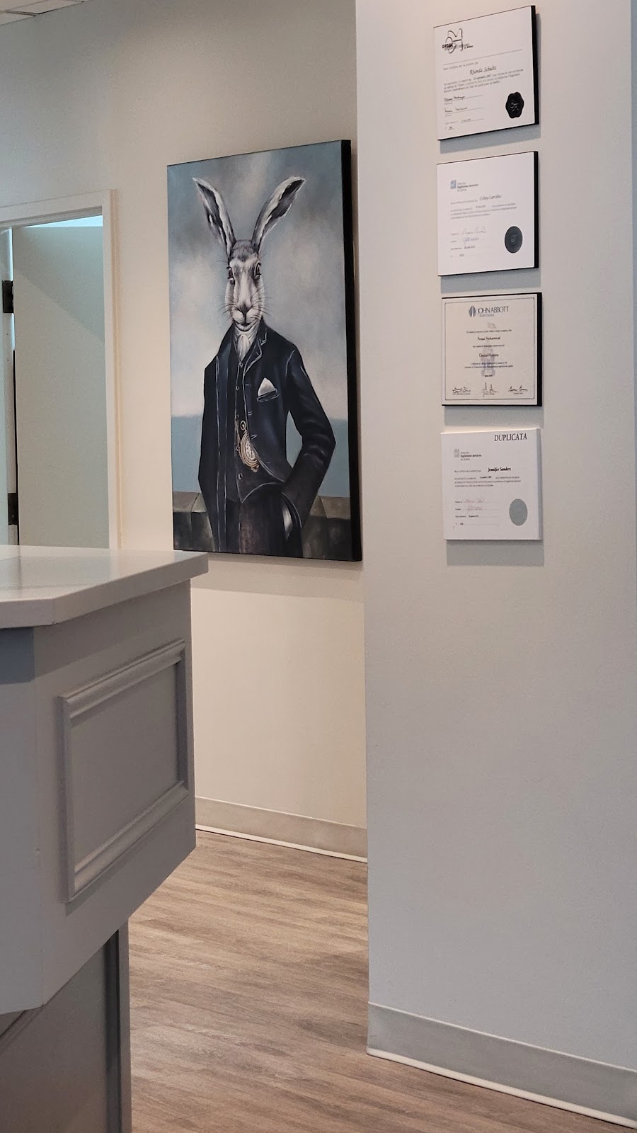 Centre Dentaire pour Enfants Pierrefonds | 14770 Boul. de Pierrefonds, Pierrefonds - Roxboro, QC H9H 4Y6, Canada | Phone: (514) 696-2560