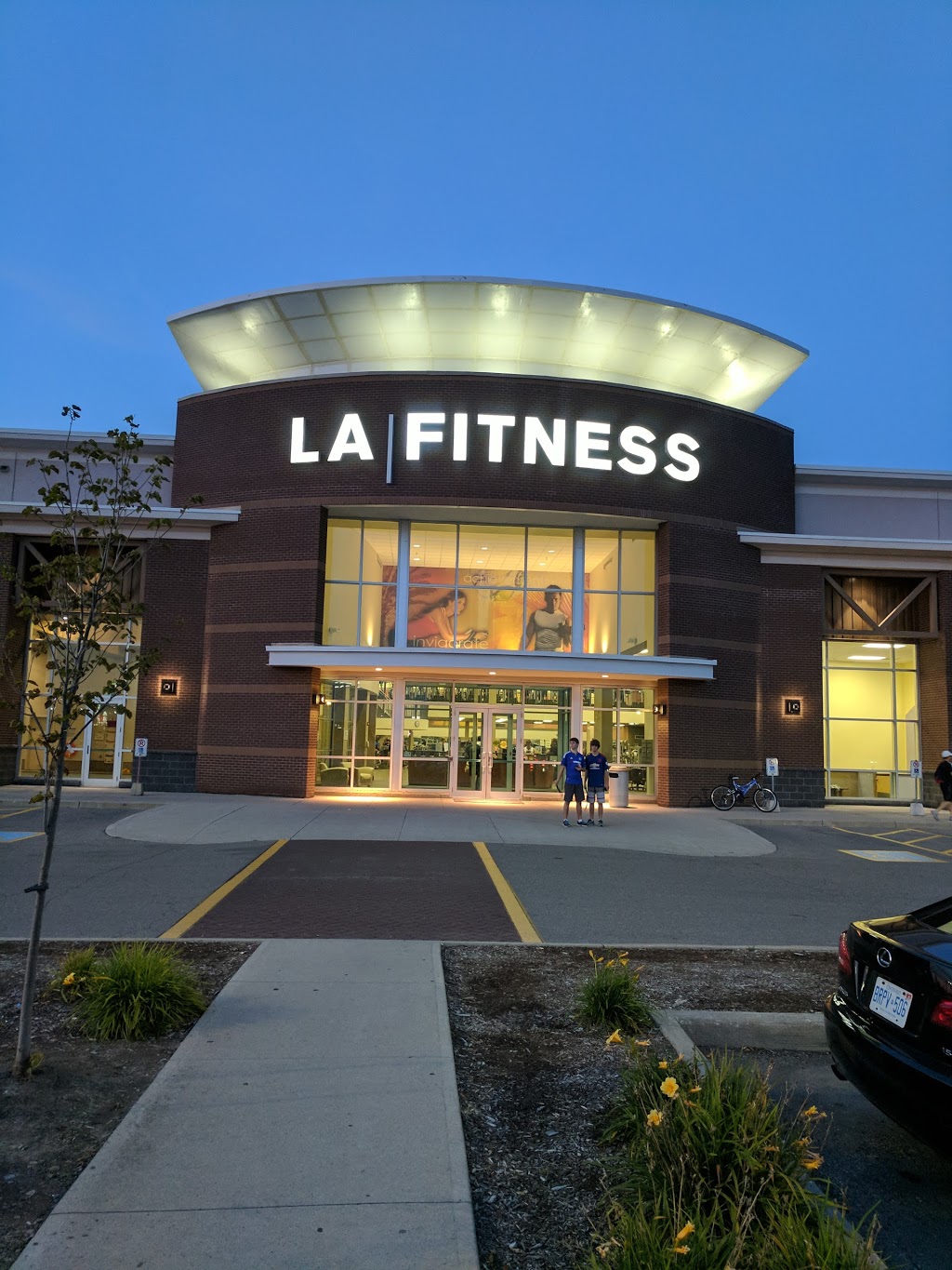 LA Fitness | SmartCentres Burlington North, 3011 Appleby Line, Burlington, ON L7M 0V7, Canada | Phone: (905) 319-1771