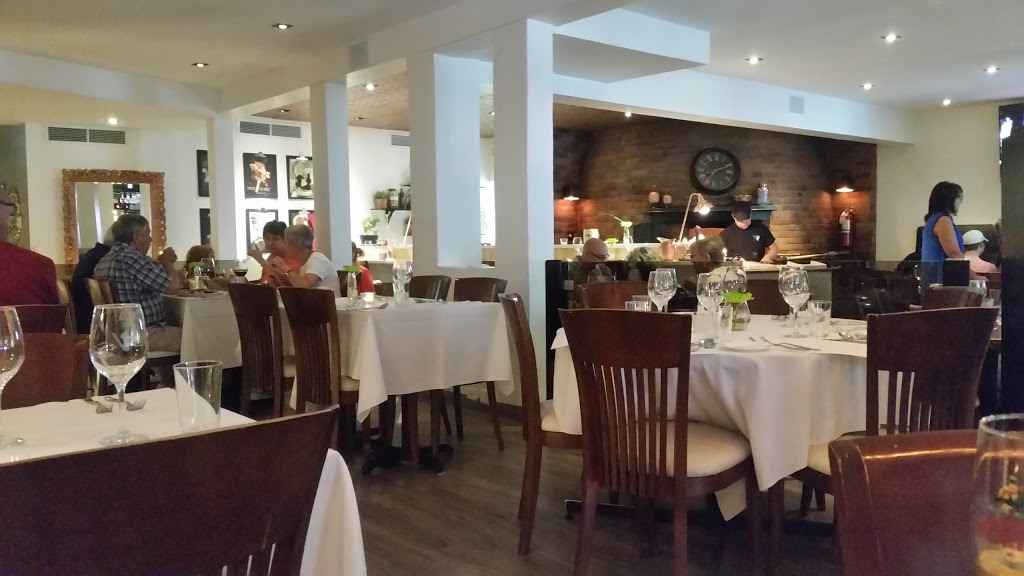 Restaurant Le Vieux Four de Laval | 5070 Boulevard Lévesque E, Laval, QC H7C 1N1, Canada | Phone: (450) 661-7711