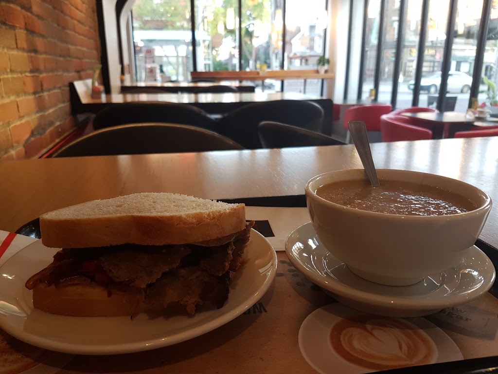 Aroma Espresso Bar | 540 College St, Toronto, ON M6G 1A6, Canada | Phone: (416) 901-5859