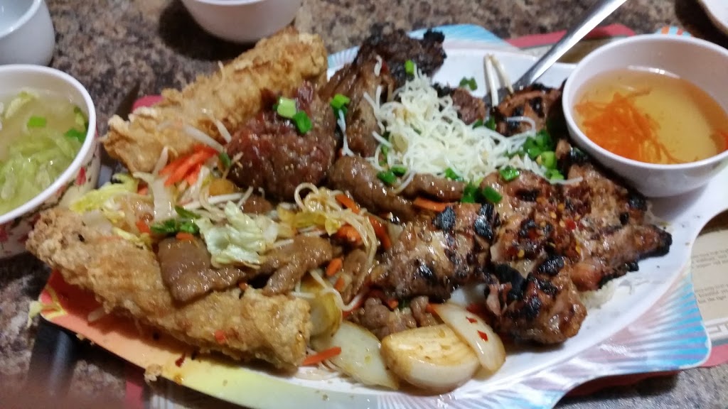 Little Saigon Restaurant | 817 Victoria Ave, Regina, SK S4N 0R5, Canada | Phone: (306) 525-5222