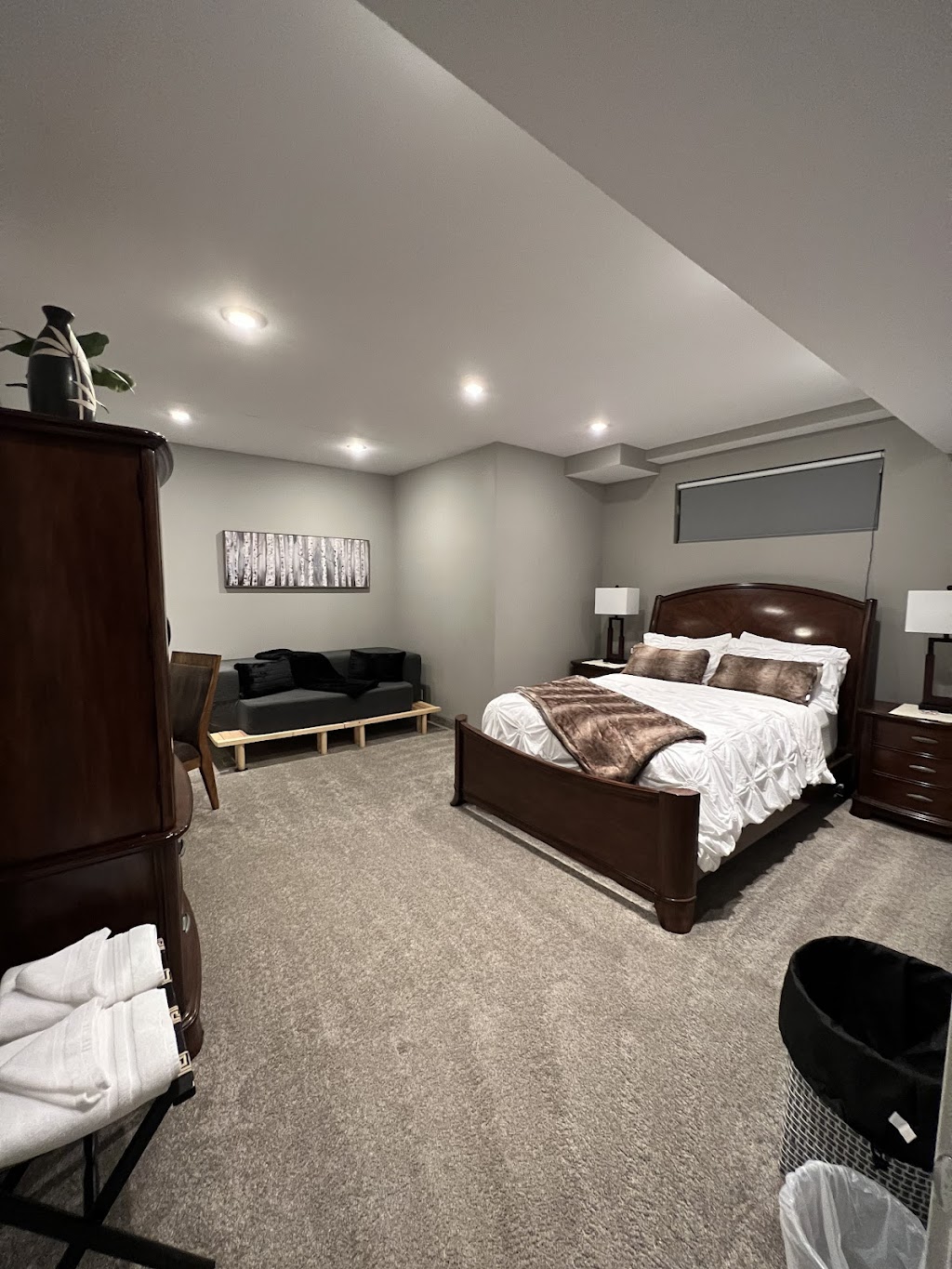 Stay549 | 549 Coventry Rd, Winnipeg, MB R3R 1B5, Canada | Phone: (431) 478-0418